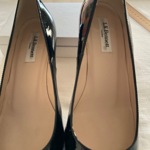 Patent LEATHER pumps. - Picture 1 of 6